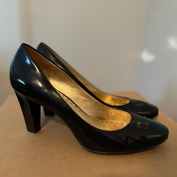 Coach Black Sheri Patent Leather Heels - Picture 2 of 16